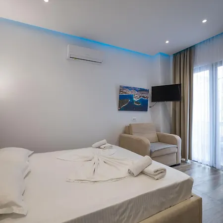 Lubora 3* Ksamil