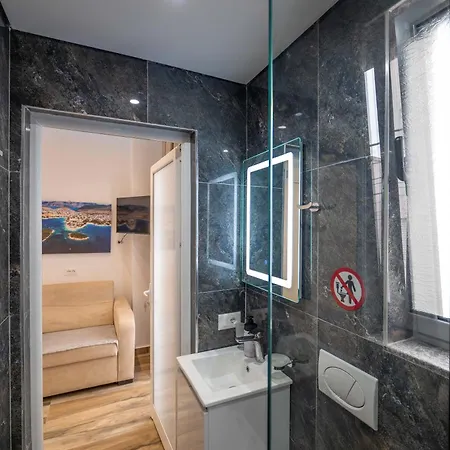 Lubora Guest house Ksamil