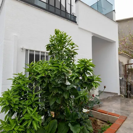 Lubora Ksamil